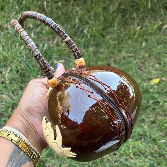 Vintage Hawaiian Coconut Shell Purse Handbag Aloha Tiki Island Style - Picture 5 of 10